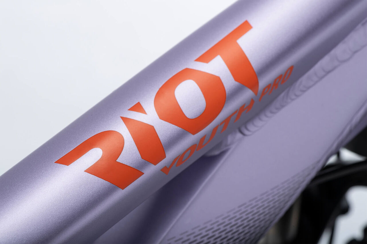 RIOT YOUTH PRO