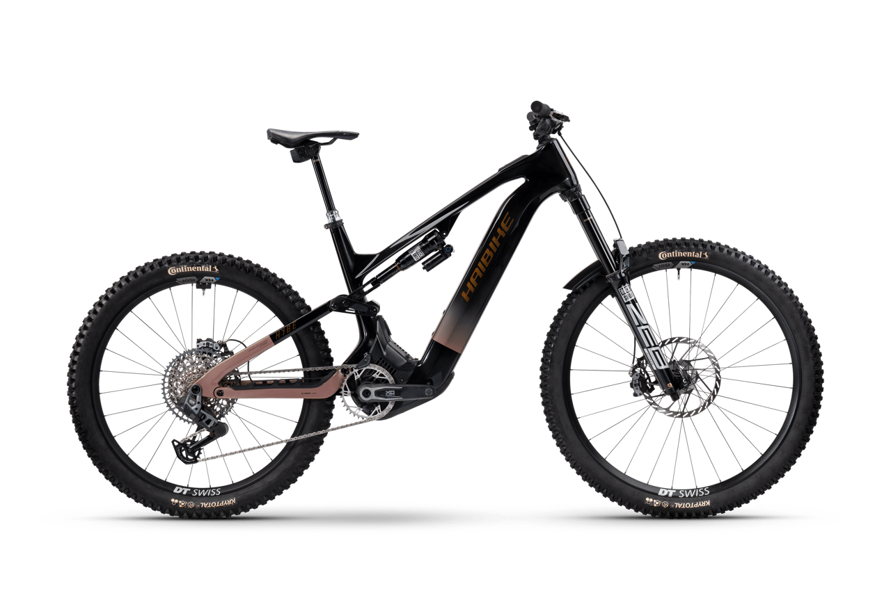HYBE CF 11