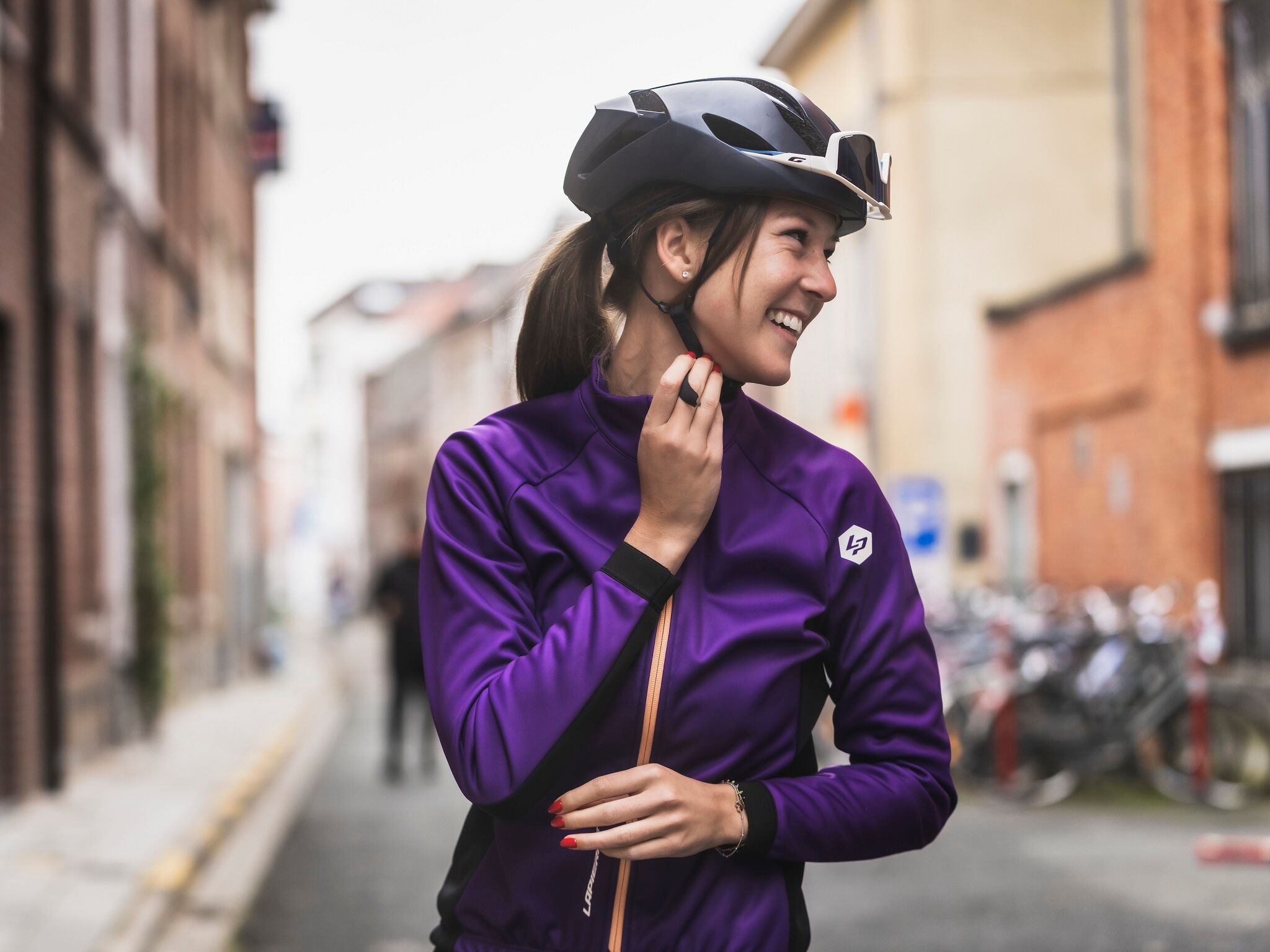 Ladies best sale cycling jacket